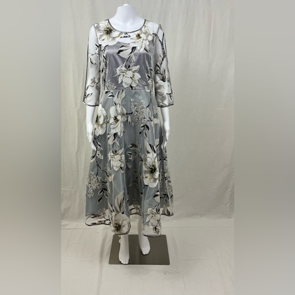 Tendency Women's Long Formal Gray Floral Dress Size Medium - Picture 3 of 16
